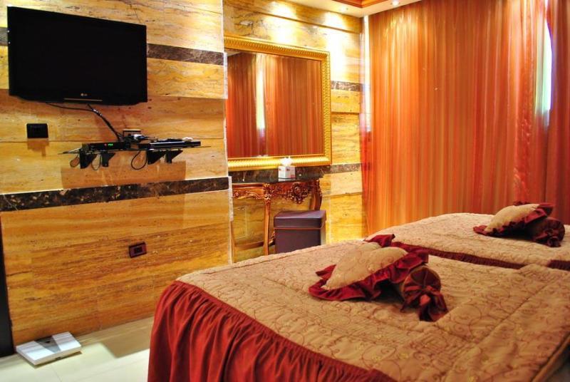 Jad Hotel Suites Amman Exterior photo