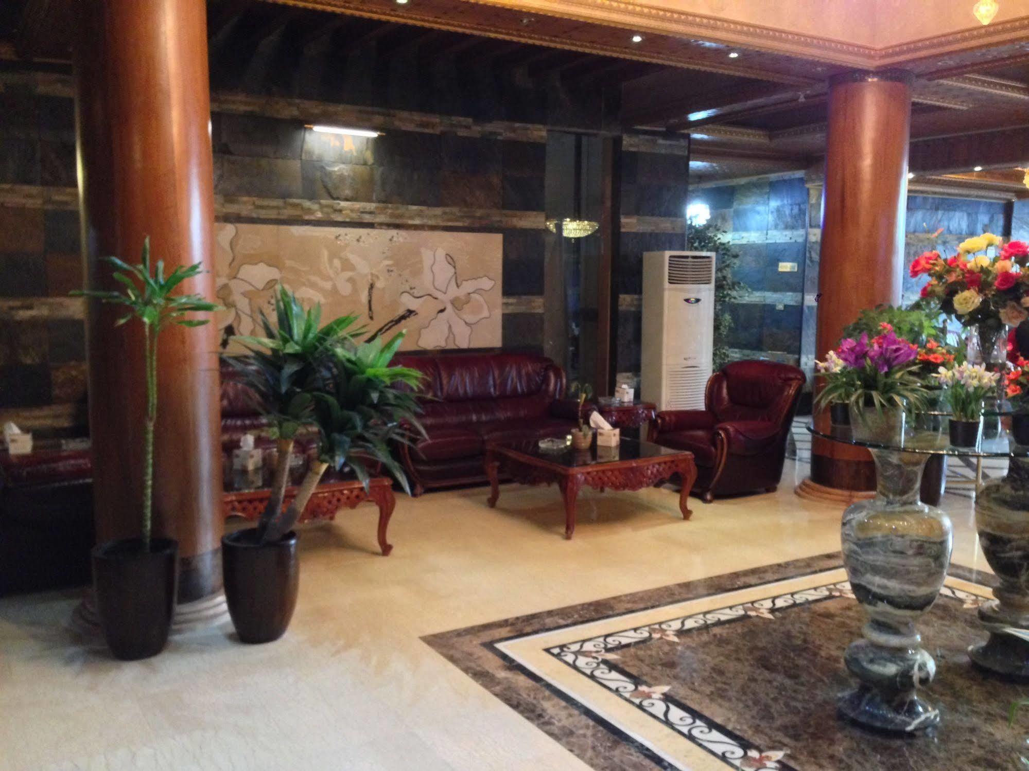 Jad Hotel Suites Amman Exterior photo
